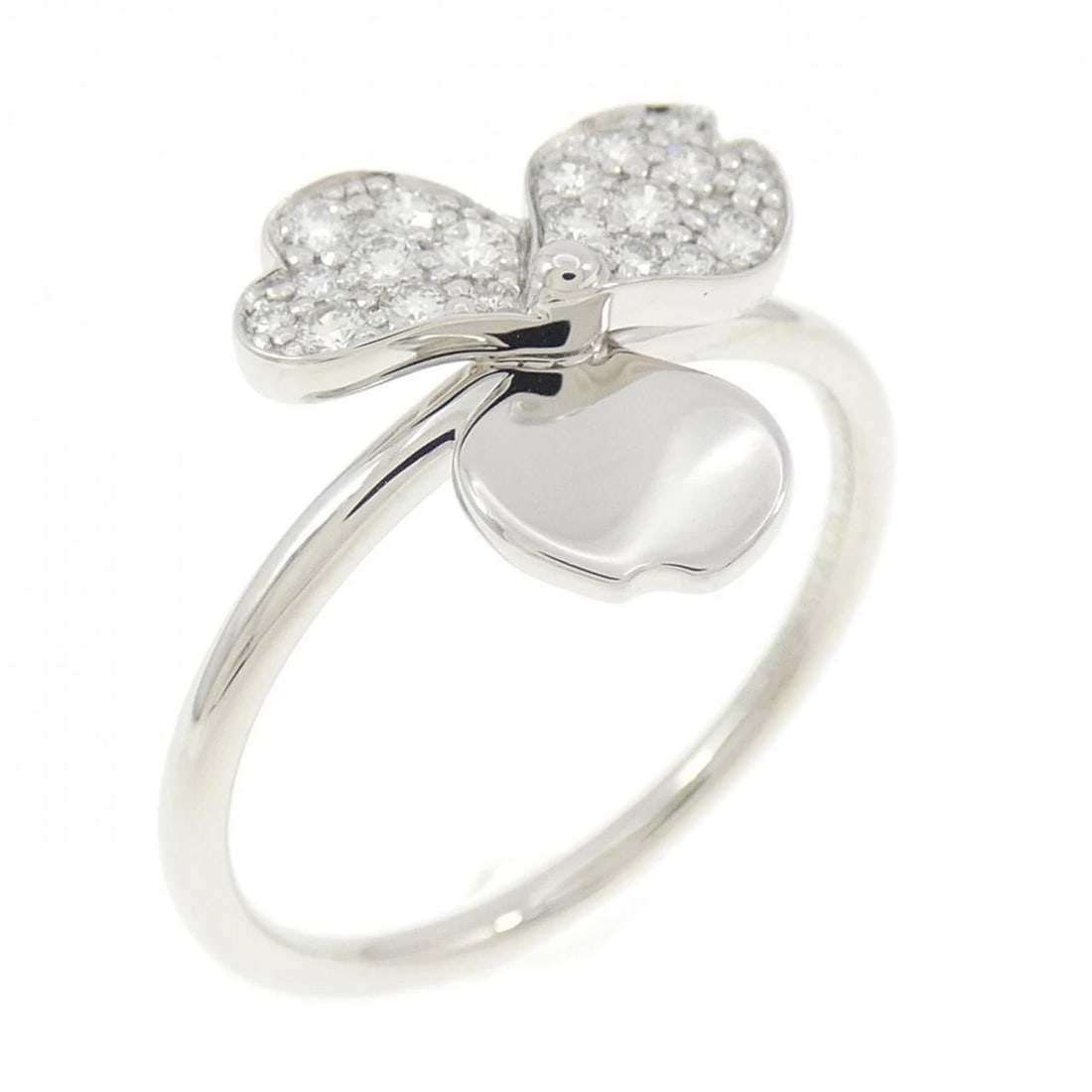 TIFFANY PAPER FLOWER RING: Tiffany Paper flower Ring Brand: Tiffany Type: Ring Material: Platinum 950 Main Stone/Creation Natural Color: Platinum Size: 7-7.5 (US size) Accessories: None Accessories Notice: When