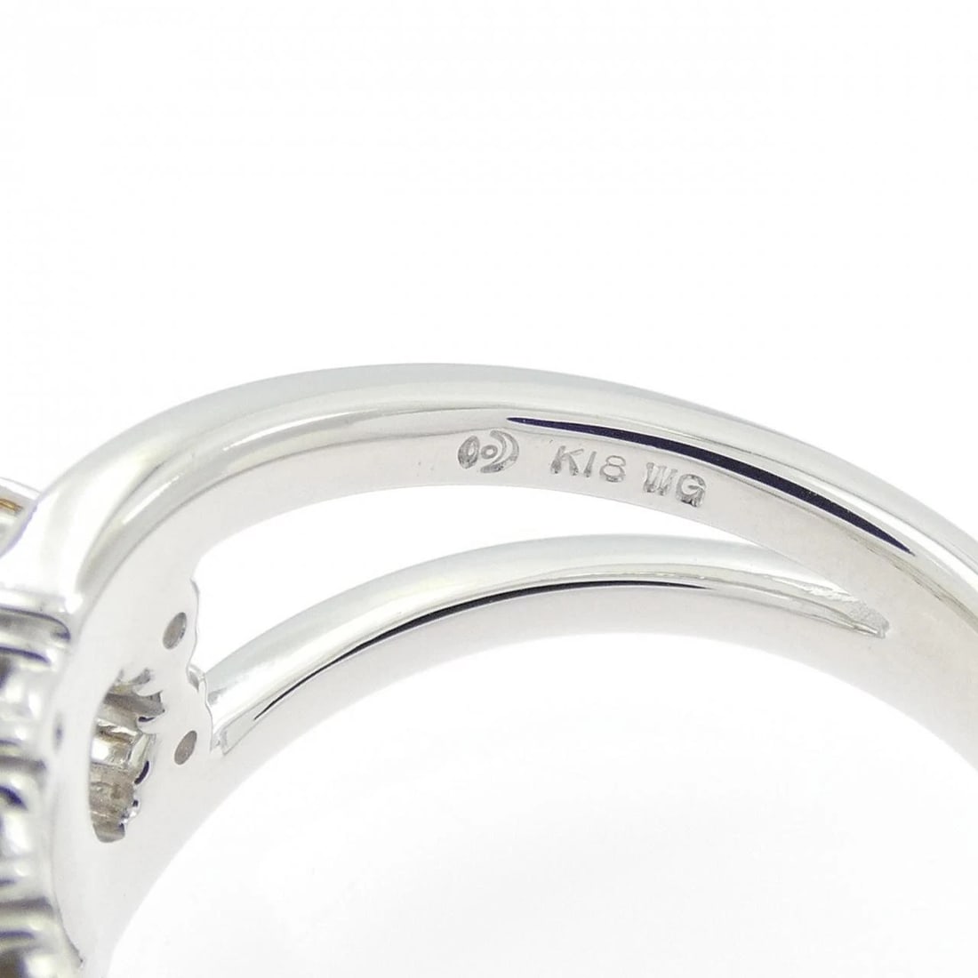 TASAKI DIAMOND RING - 4