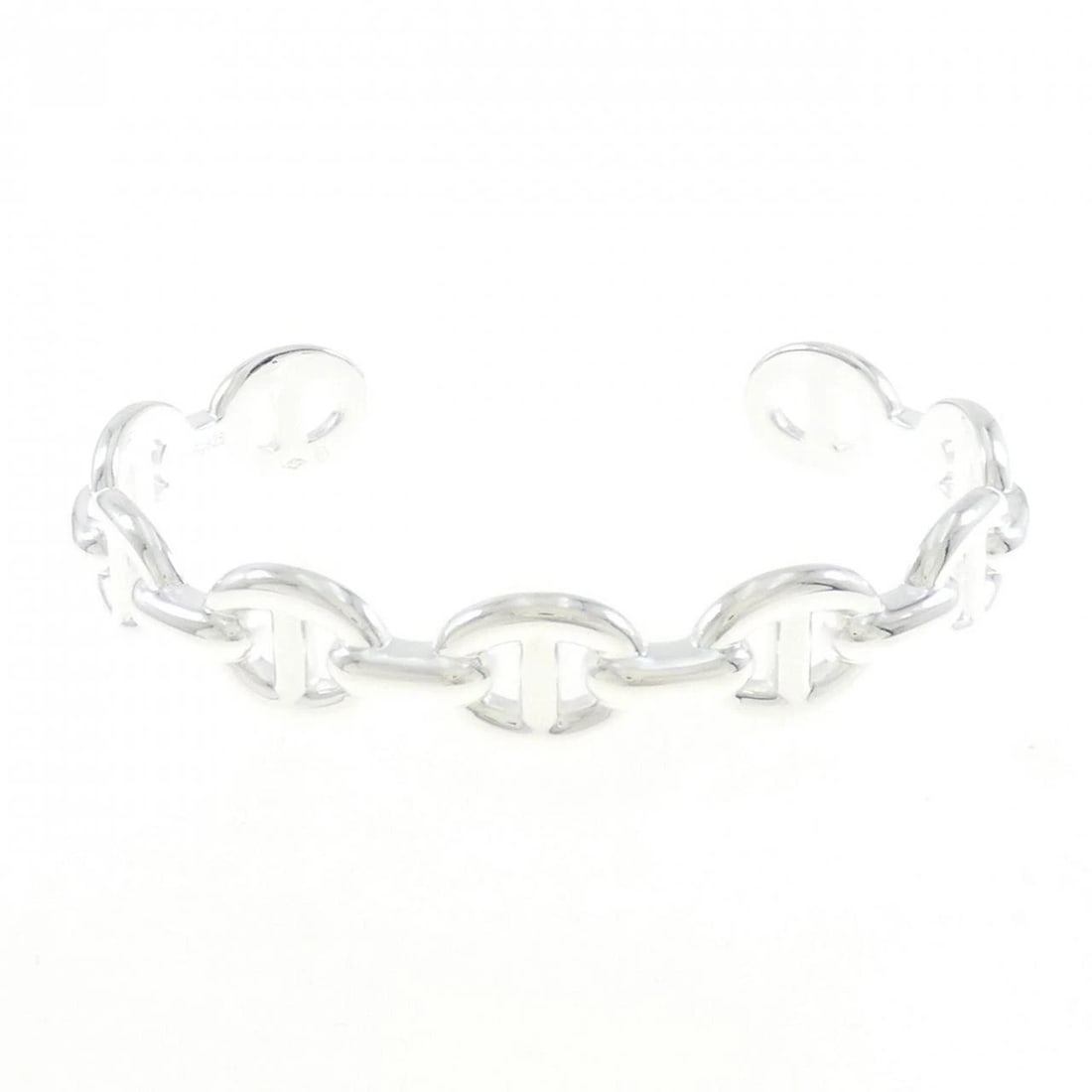 HERMES CHAINE D'ANCRE ANSCHNE BANGLE: HERMES Chaine d'Ancre Anschne Bangle Brand: HERMES Type: Bracelet Material: 925 Silver Color: Silver Size: 16cm Accessories: None Accessories Notice: When purchasing pre-owned goods, please