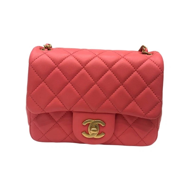 CHANEL MATELASSE BALL CHAINSHOULDER SHOULDER BAG: CHANEL Matelasse Ball ChainShoulder Shoulder Bag Brand: CHANEL Type: Shoulder Bag Material: Exterior Material lambskin Color: None Size: W6.5 x H4.3x D2.8inch Accessories: None Accessories