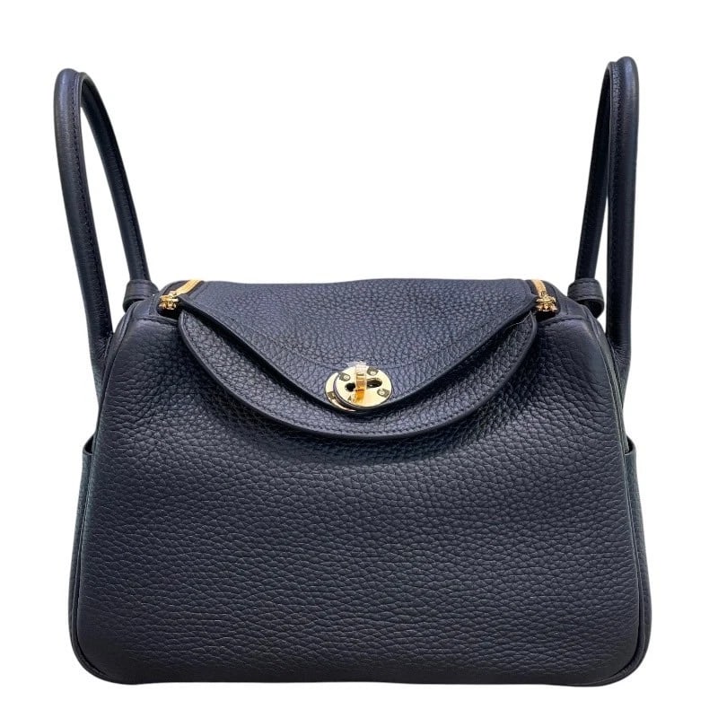 HERMES LINDY 26 SHOULDER BAG: HERMES Lindy 26 Shoulder Bag Brand: HERMES Type: Shoulder Bag Material: Taurillon Clemence Color: Black x Gold Hardware Size: W10.2 x H6.7x D5.5inch Accessories: None Accessories Notice: When