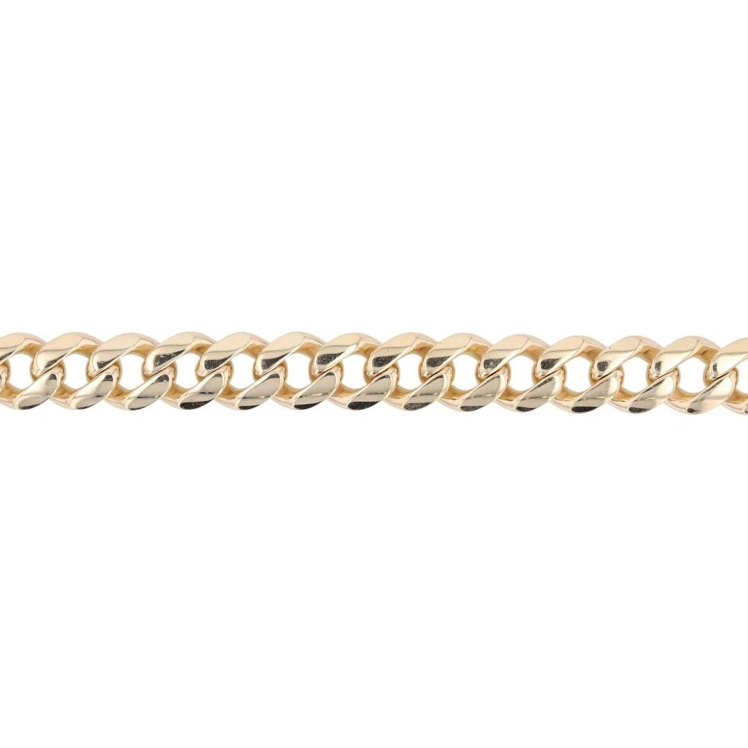 CURB LINK CHAIN BRACELET 10K YELLOW GOLD: Curb Link Chain Bracelet 10k Yellow Gold Brand: Unbranded Type: Bracelet Material: 10k Yellow Gold Color: None Size: Bracelet Measurement: 9.75" Length / 7.5mm Accessories: None Accessories