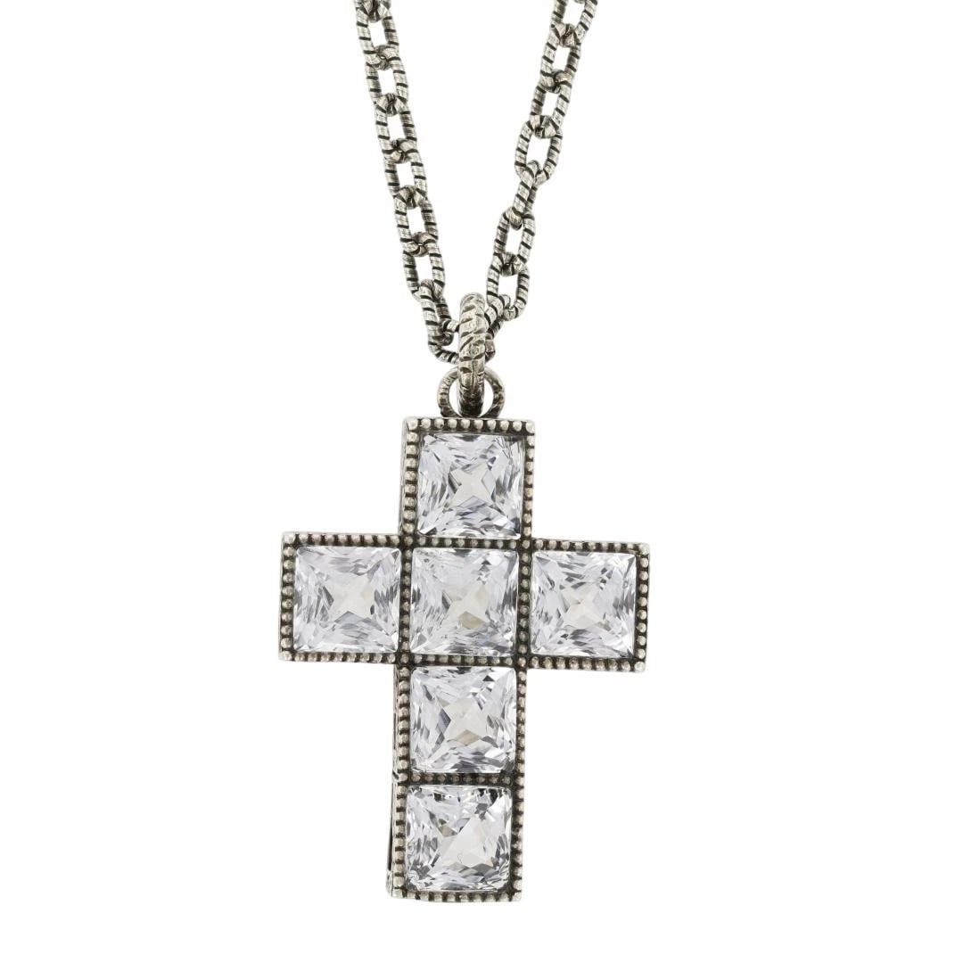GUCC QUARTZ CROSS PENDANT NECKLACE STERLING SILVER: Gucc Quartz Cross Pendant Necklace Sterling Silver Brand: Gucci Type: Necklace Material: 925 Sterling Silver Main Stone/Creation Natural Color: None Size: Necklace Measurement: 23.5" Length /