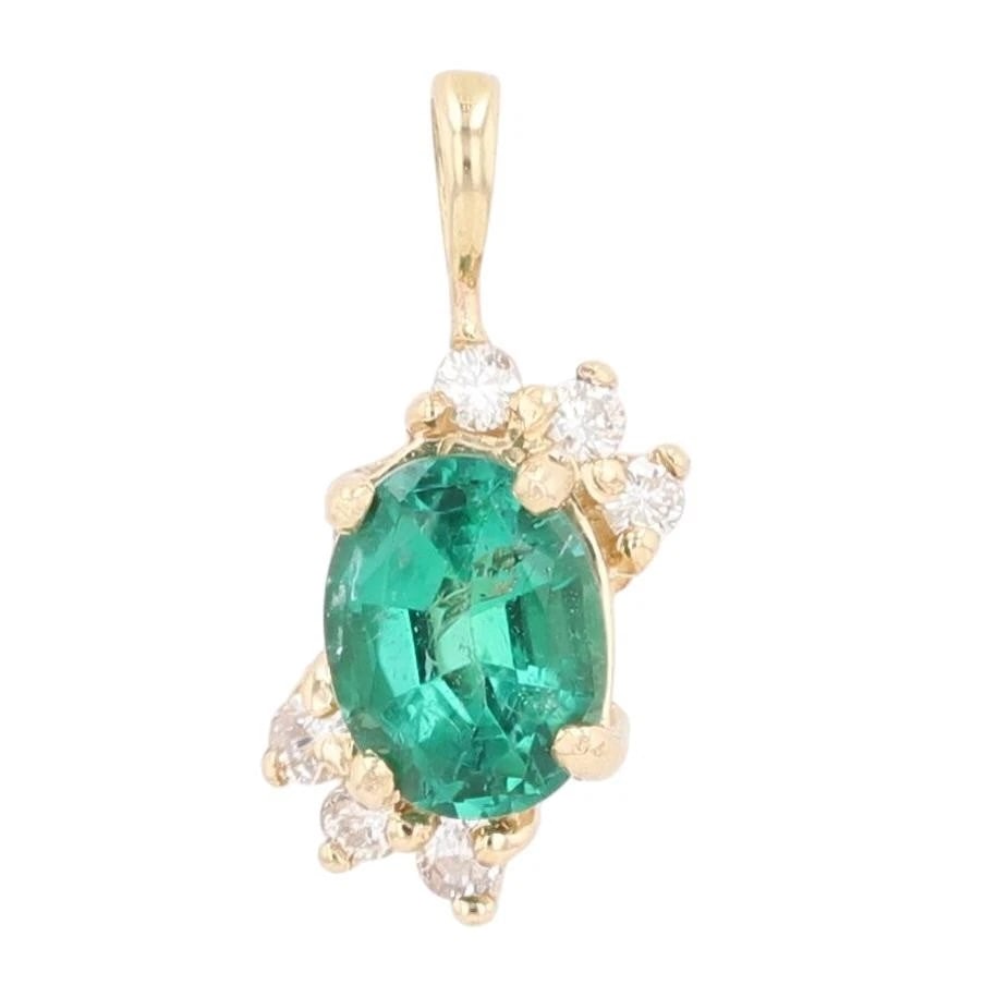 OVAL CUT EMERALD W/ DIAMOND ACCENTS PENDANT (1 of 4)