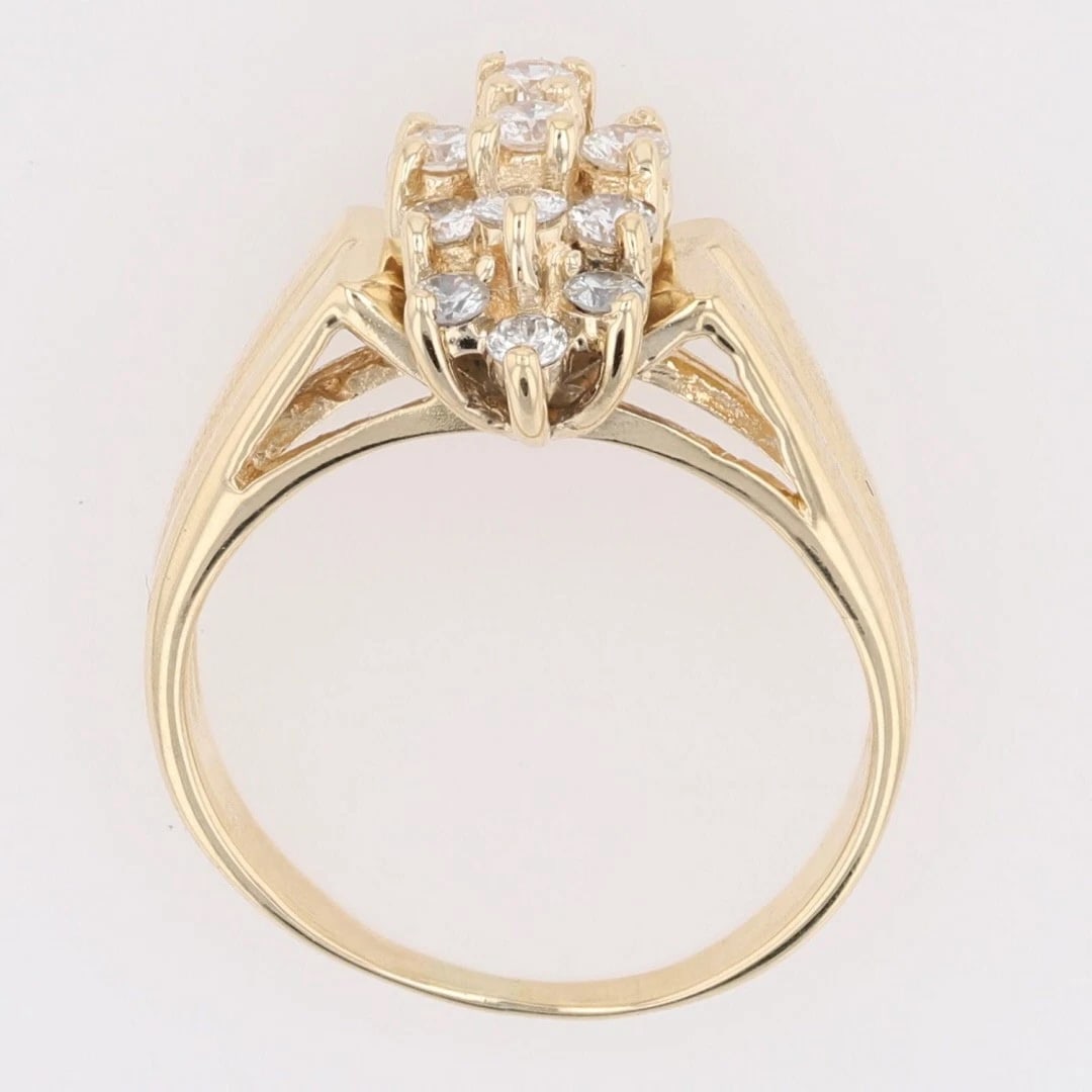 ROUND CUT DIAMOND CLUSTER STATEMENT RING - 2