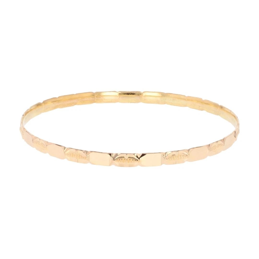 DIAMOND-CUT PATTERN BANGLE BRACELET 21K YELLOW GOLD (1 of 5)