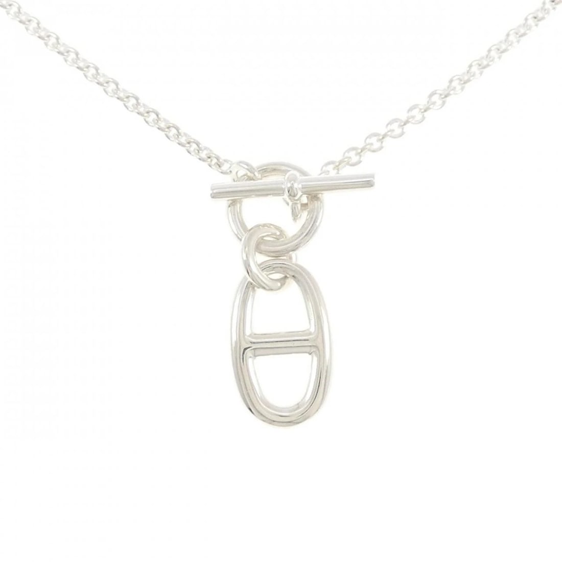 HERMES CHAINE D'ANCRE NECKLACE: HERMES Chaine d'Ancre Necklace Brand: HERMES Type: Necklace Material: 925 Silver Color: Silver Size: 41cm Accessories: None Accessories Notice: When purchasing pre-owned goods, please refer