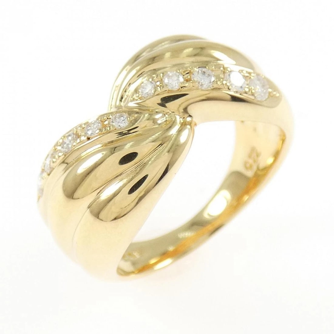 TASAKI DIAMOND RING: TASAKI Diamond Ring Brand: TASAKI Type: Ring Material: K18 Yellow Gold Main Stone/Creation Natural Color: Yellow Gold Size: 6.5 (US size) Accessories: None Accessories Notice: When purchas