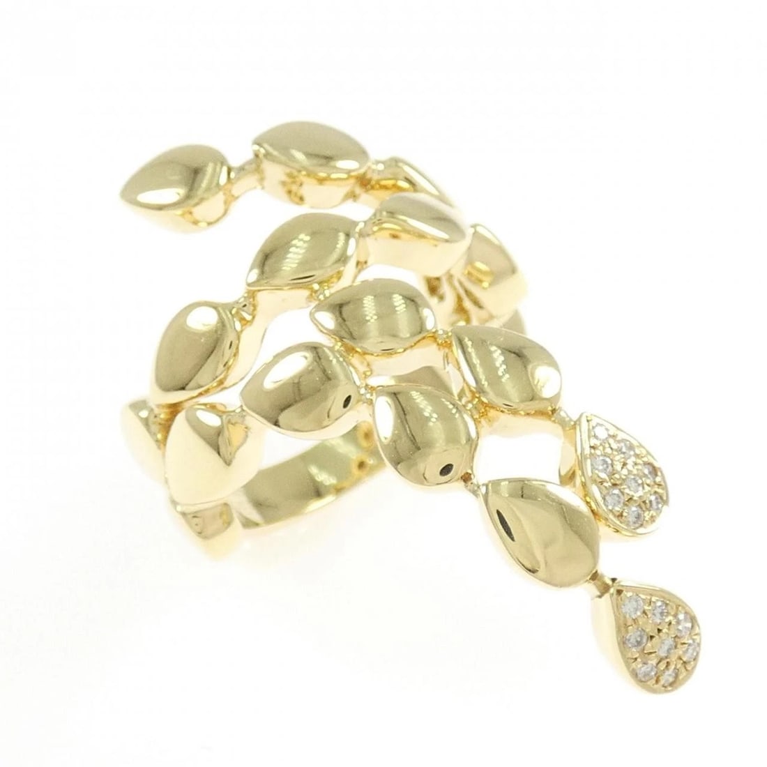 PIAGET MAGIC REFLECTION RING: PIAGET Magic Reflection Ring Brand: PIAGET Type: Ring Material: 750 Yellow Gold Main Stone/Creation Natural Color: Yellow Gold Size: 5.5 (US size) Accessories: None Accessories Notice: When