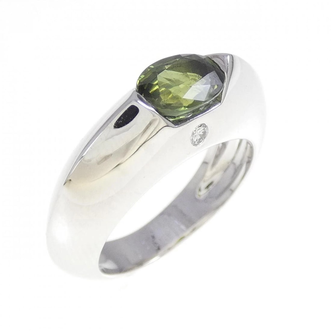 PIAGET AURA RING: PIAGET Aura Ring Brand: PIAGET Type: Ring Material: 750 White Gold Main Stone/Creation Sapphire Color: White Gold Size: 5 (US size) (49) Accessories: None Accessories Notice: When purchasi