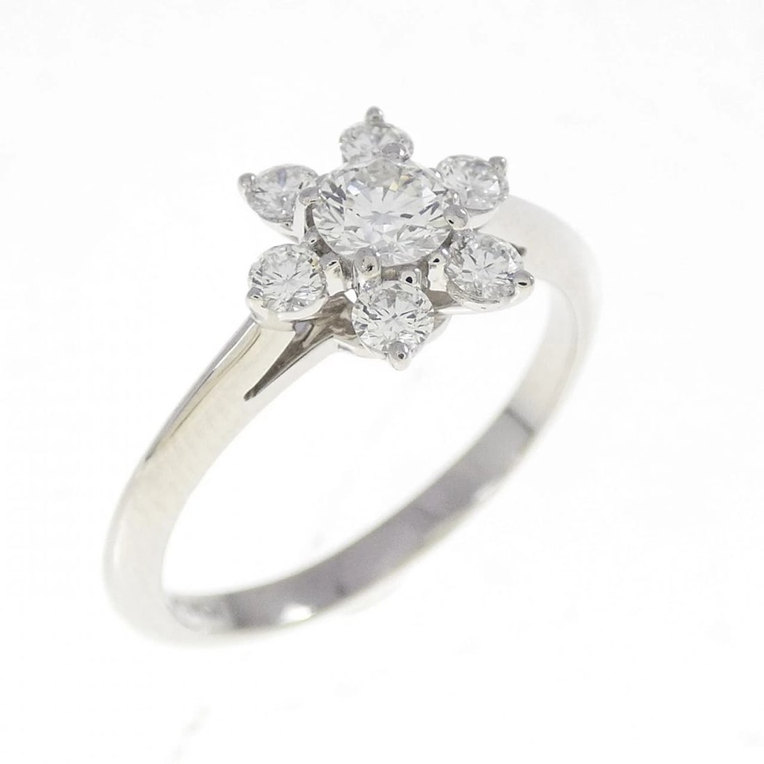 TIFFANY & CO. BUTTERCUP RING: Tiffany & Co. Buttercup Ring Brand: Tiffany Type: Ring Material: Platinum 950 Main Stone/Creation Natural Color: Platinum Size: 5.5 (US size) Accessories: None Accessories Notice: When