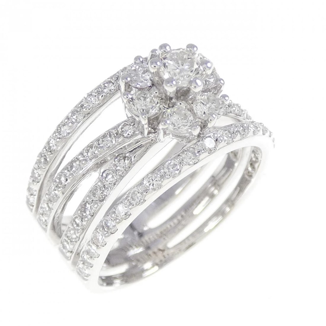 PONTE VECCHIO DIAMOND RING: Ponte Vecchio Diamond Ring Brand: Ponte Vecchio Type: Ring Material: 750 White Gold Main Stone/Creation Natural Color: White Gold Size: 6 (US size) Accessories: None Accessories Notice: Wh