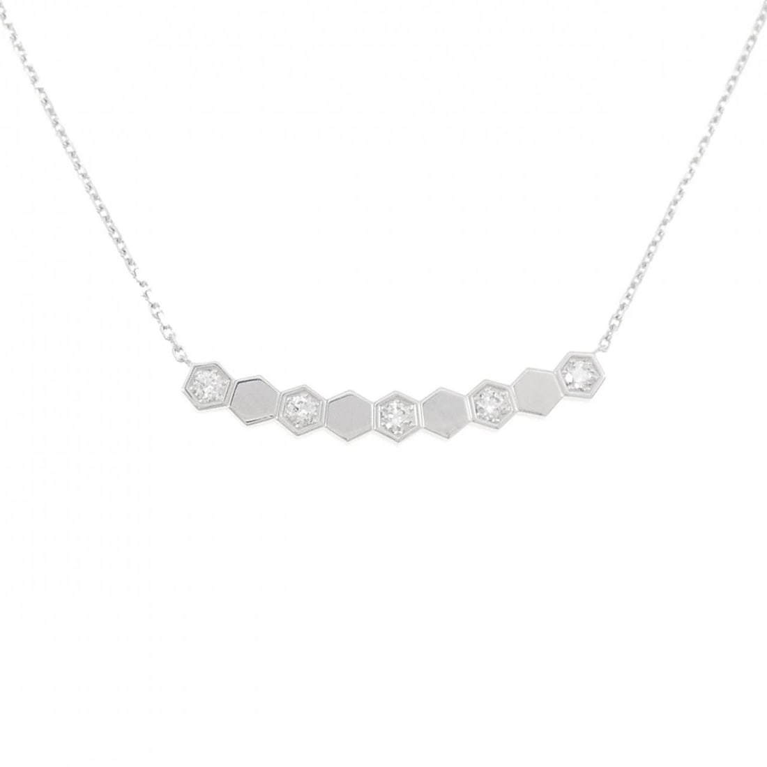 CHAUMET BEE MY LOVE NECKLACE: CHAUMET Bee My Love Necklace Brand: CHAUMET Type: Necklace Material: 750 White Gold Main Stone/Creation Natural Color: White Gold Size: 38-42cm Accessories: None Accessories Notice: When