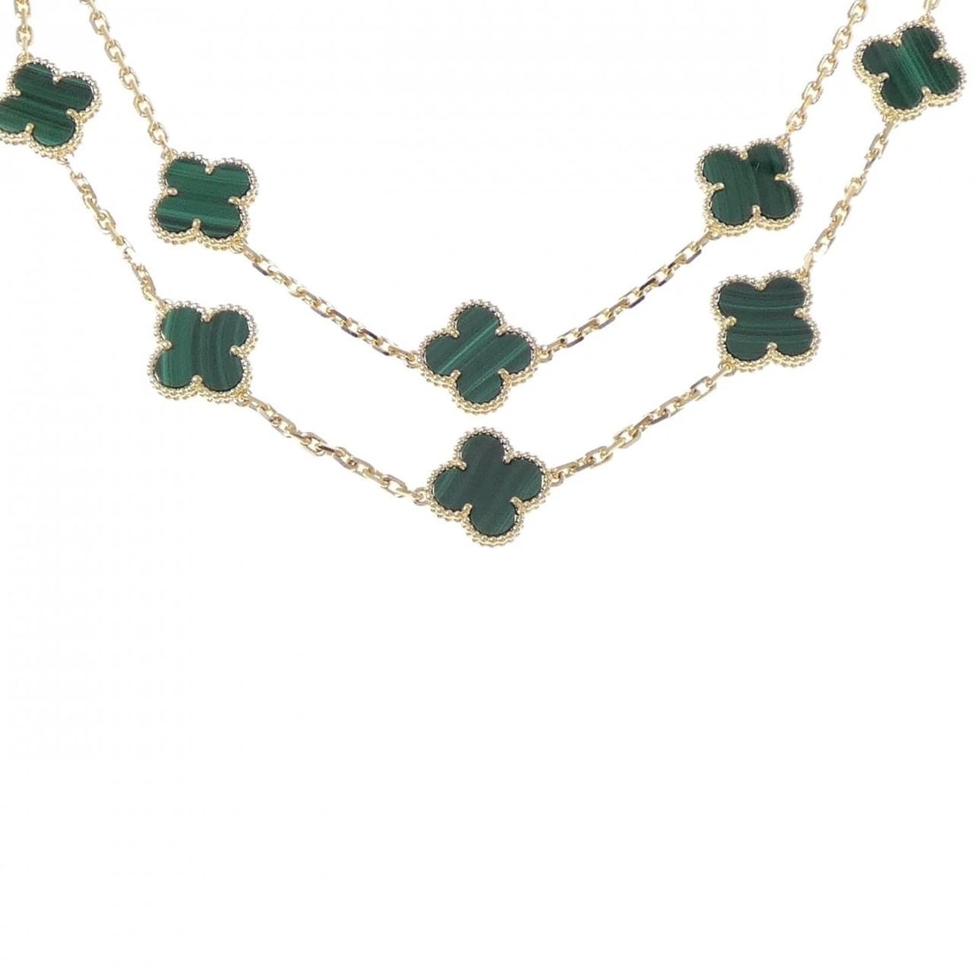 VAN CLEEF & ARPELS ALHAMBRA 20 MOTIFS NECKLACE: Van Cleef & Arpels Alhambra 20 motifs Necklace Brand: Van Cleef & Arpels Type: Necklace Material: 750 Yellow Gold Main Stone/Creation Malachite Color: Yellow Gold Size: 85cm Accessories: None