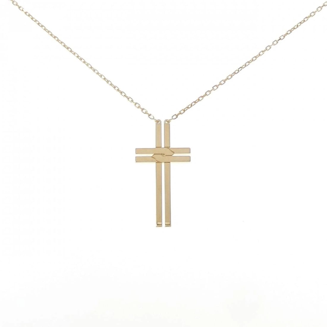 CARTIER CROSS NECKLACE: Cartier Cross Necklace Brand: Cartier Type: Necklace Material: 750 Yellow Gold Color: Yellow Gold Size: 40 43cm Accessories: None Accessories Notice: When purchasing pre-owned goods, please
