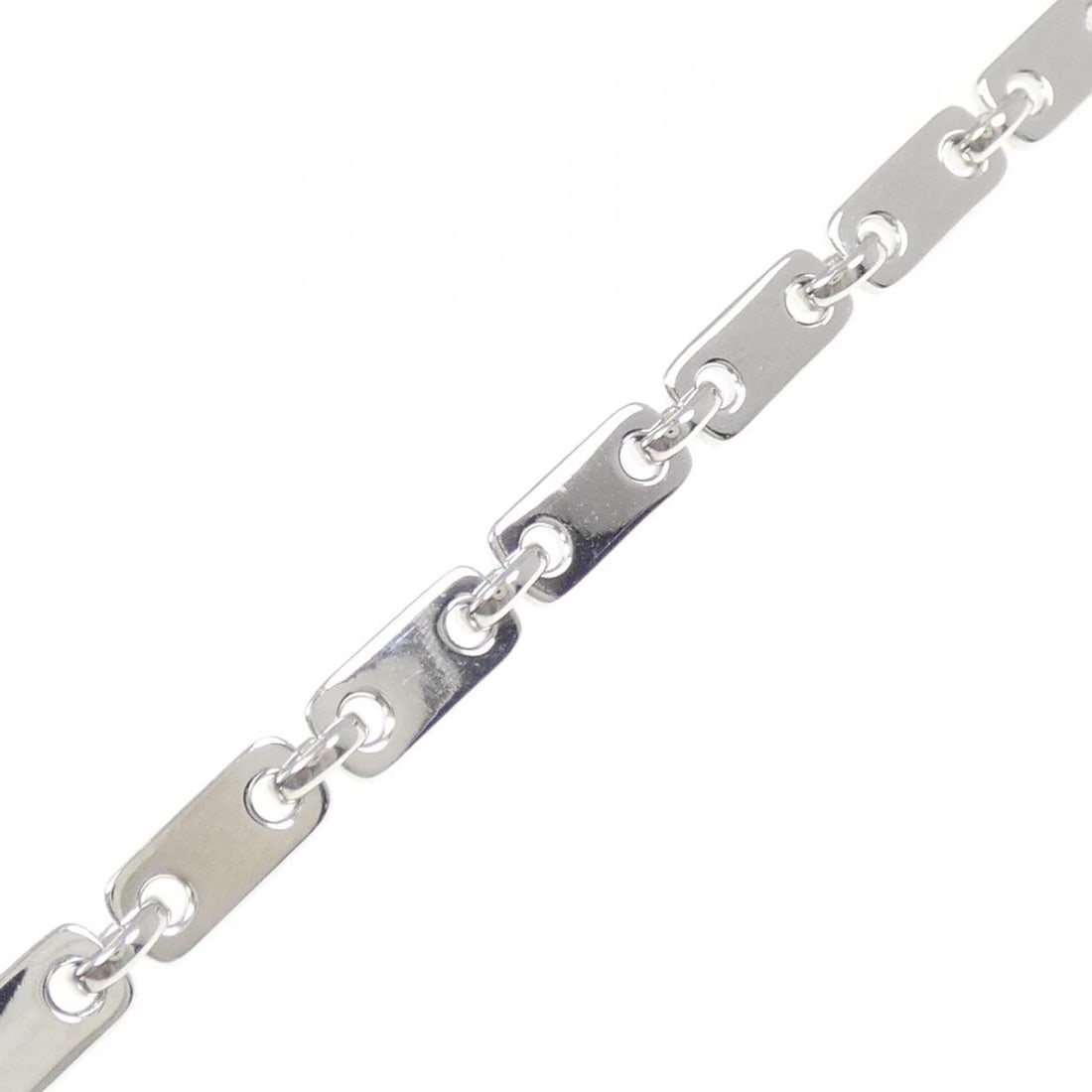 CARTIER FIDELITY BRACELET: Cartier Fidelity Bracelet Brand: Cartier Type: Bracelet Material: 750 White Gold Color: White Gold Size: 18.5cm Accessories: None Accessories Notice: When purchasing pre-owned goods, please