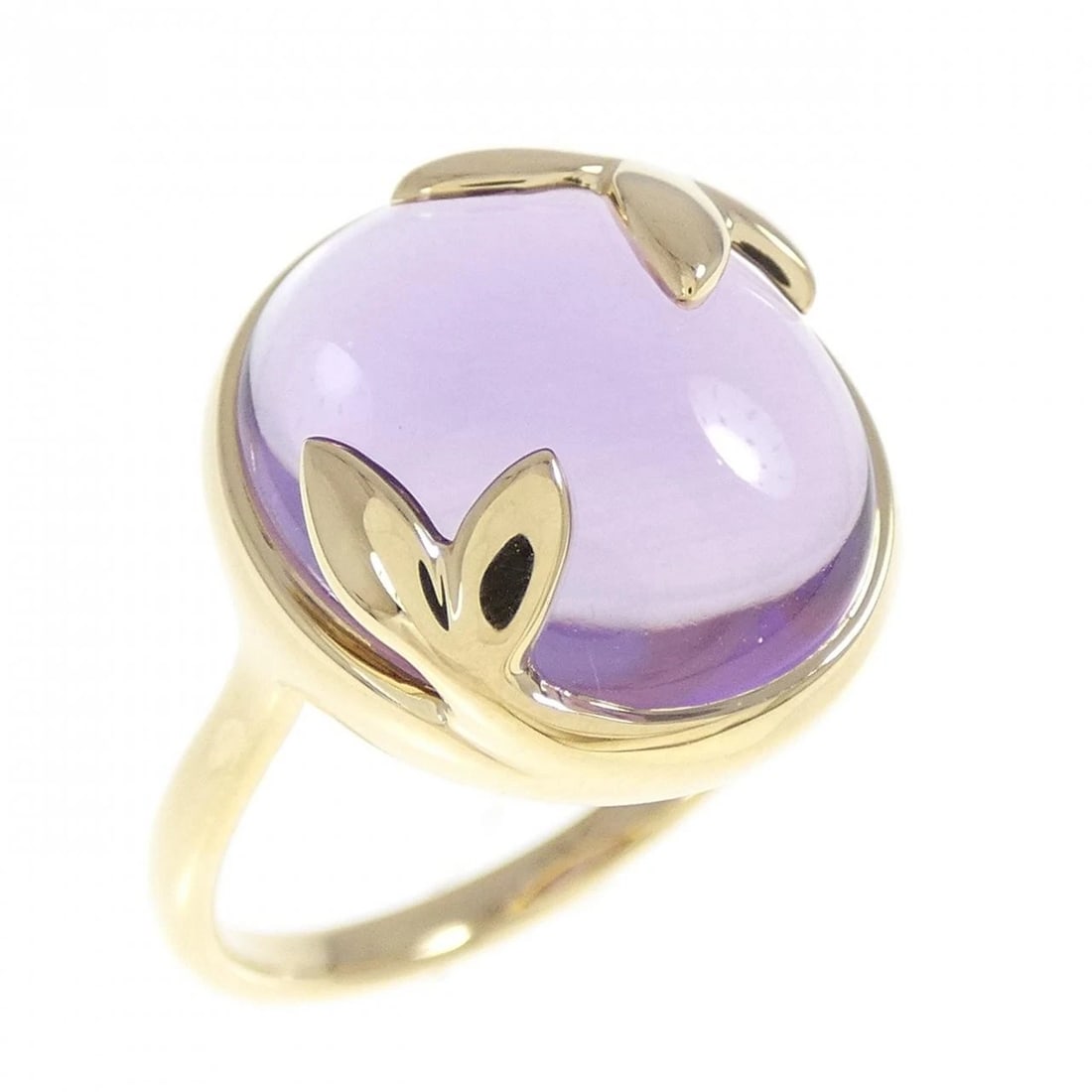 TIFFANY OLIVE LEAF RING: Tiffany Olive Leaf Ring Brand: Tiffany Type: Ring Material: 750 Yellow Gold Main Stone/Creation Amethyst Color: Yellow Gold Size: 7.5 (US size) Accessories: None Accessories Notice: When