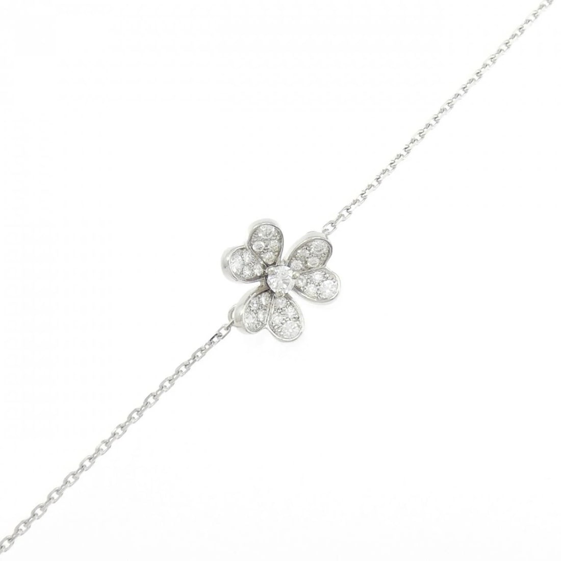 VAN CLEEF & ARPELS FRIVOLE MINI MODEL BRACELET: Van Cleef & Arpels Frivole Mini model Bracelet Brand: Van Cleef & Arpels Type: Bracelet Material: 750 White Gold Main Stone/Creation Natural Color: White Gold Size: 16 17.5cm Accessories: