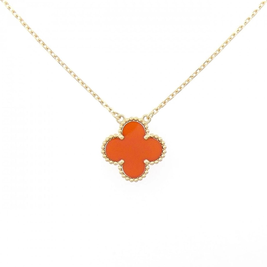 VAN CLEEF & ARPELS ALHAMBRA NECKLACE: Van Cleef & Arpels Alhambra Necklace Brand: Van Cleef & Arpels Type: Necklace Material: 750 Yellow Gold Main Stone/Creation Carnelian Color: Yellow Gold Size: 37 42cm Accessories: None