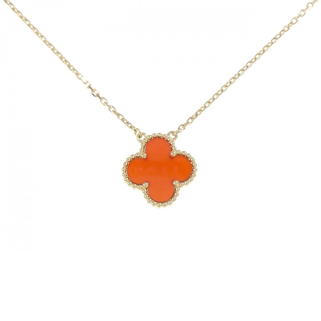 VAN CLEEF & ARPELS ALHAMBRA NECKLACE: Van Cleef & Arpels Alhambra Necklace Brand: Van Cleef & Arpels Type: Necklace Material: 750 Yellow Gold Main Stone/Creation Carnelian Color: Yellow Gold Size: 36/41cm Accessories: None