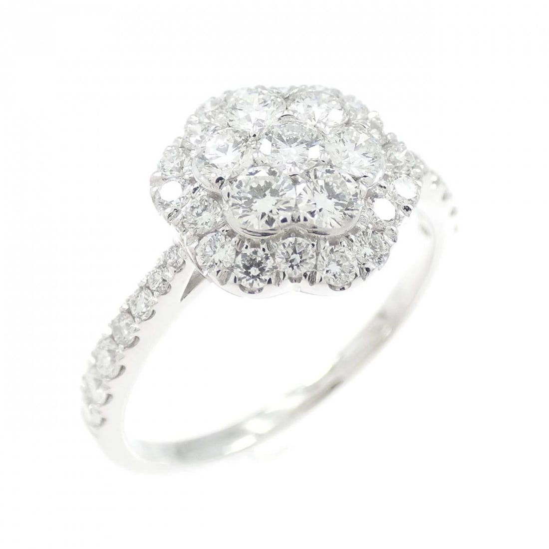 PONTE VECCHIO FLOWER DIAMOND RING: Ponte Vecchio Flower Diamond Ring Brand: Ponte Vecchio Type: Ring Material: K18 White Gold Main Stone/Creation Natural Color: White Gold Size: 6 (US size) Accessories: None Accessories Not