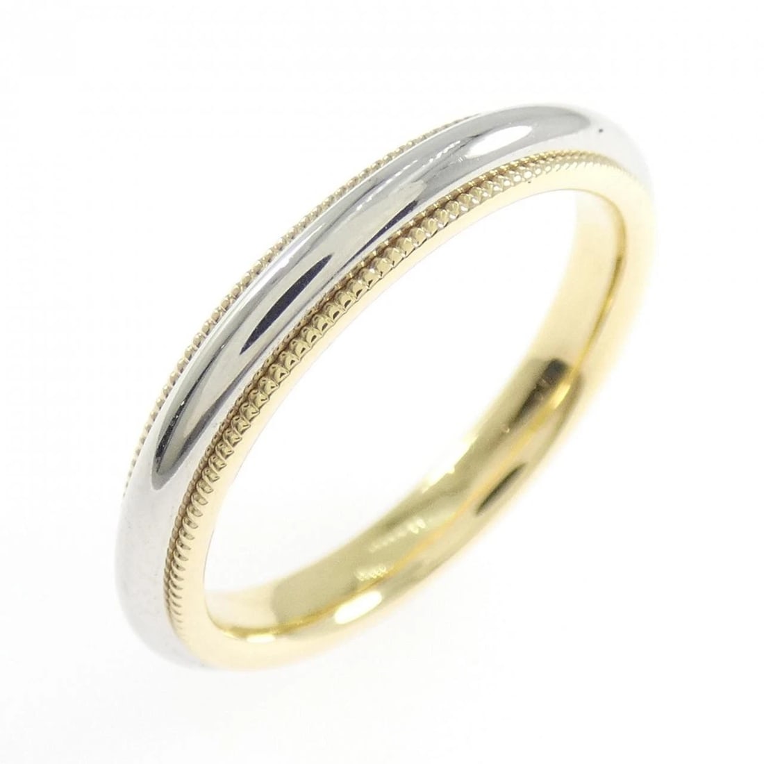TIFFANY & CO. MILGRAIN RING: Tiffany & Co. Milgrain Ring Brand: Tiffany Type: Ring Material: 750 Yellow Gold Platinum 950 Color: Yellow Gold Platinum Size: 6-6.5 (US size) (50) Accessories: None Accessories Notice: When