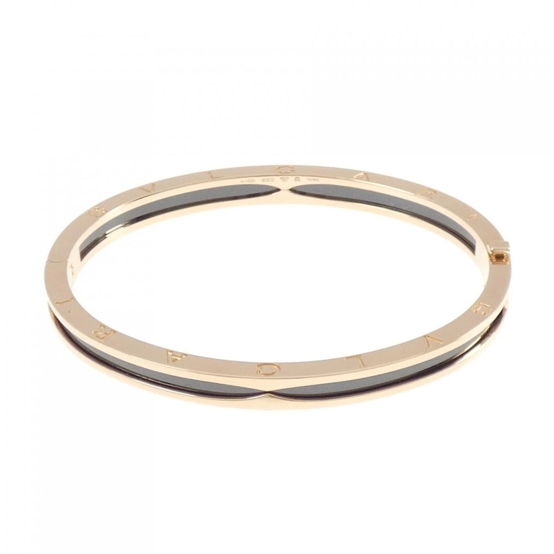 BVLGARI B.ZERO1 BANGLE: BVLGARI B.zero1 Bangle Brand: BVLGARI Type: Bracelet Material: 750 Pink Gold ceramic Color: Pink Gold ceramic Size: 17cm Accessories: None Accessories Notice: When purchasing pre-owned goo