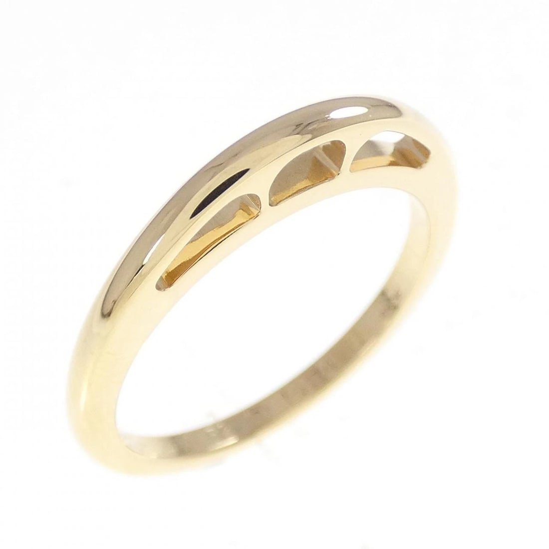 CARTIER 750YG RING: Cartier 750YG Ring Brand: Cartier Type: Ring Material: 750 Yellow Gold Color: Yellow Gold Size: 6.5 (US size) (52) Accessories: None Accessories Notice: When purchasing pre-owned goods, ple