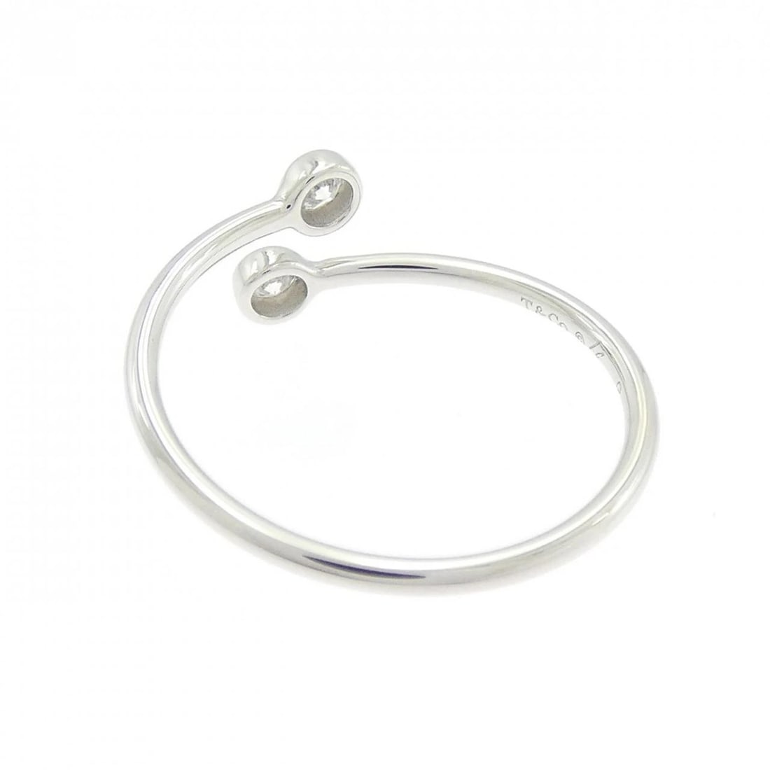 TIFFANY HOOP RING - 3