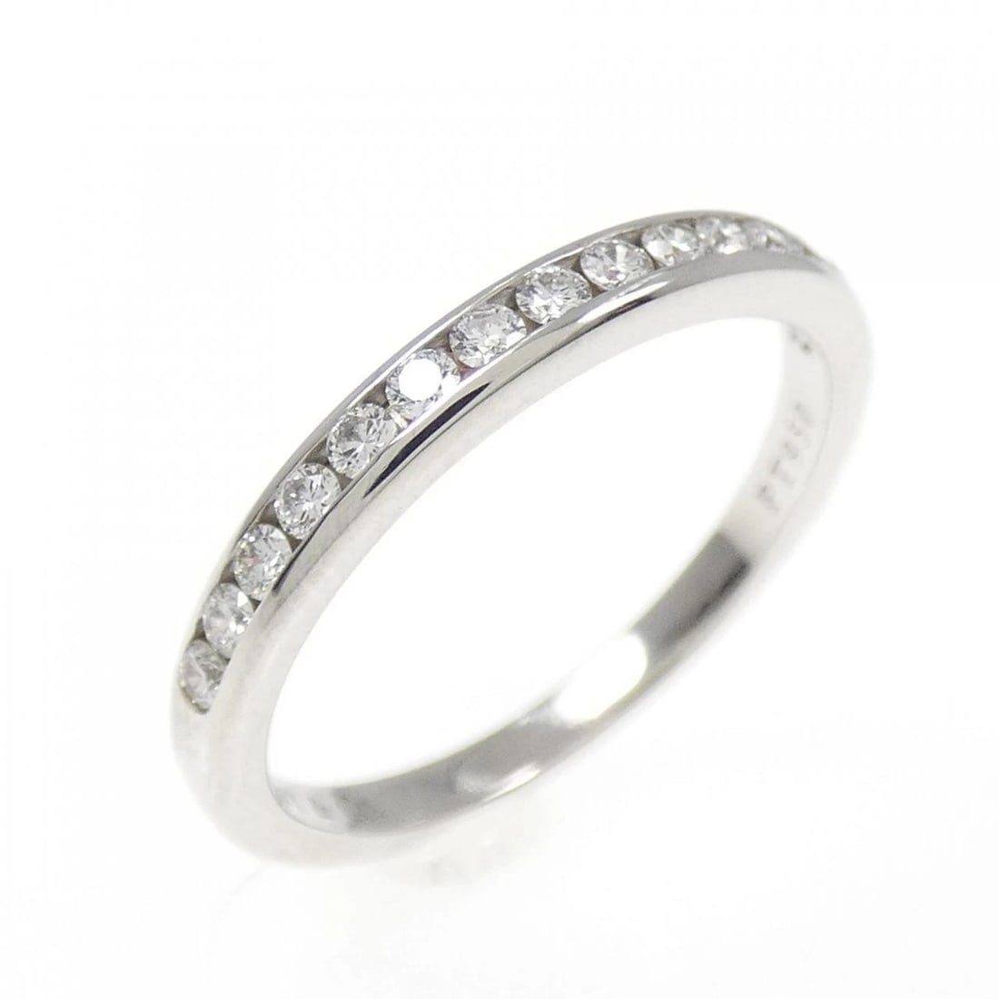 TIFFANY WEDDING BAND RING: Tiffany Wedding Band Ring Brand: Tiffany Type: Ring Material: Platinum 950 Main Stone/Creation Natural Color: Platinum Size: 4.5-5 (US size) Accessories: None Accessories Notice: When
