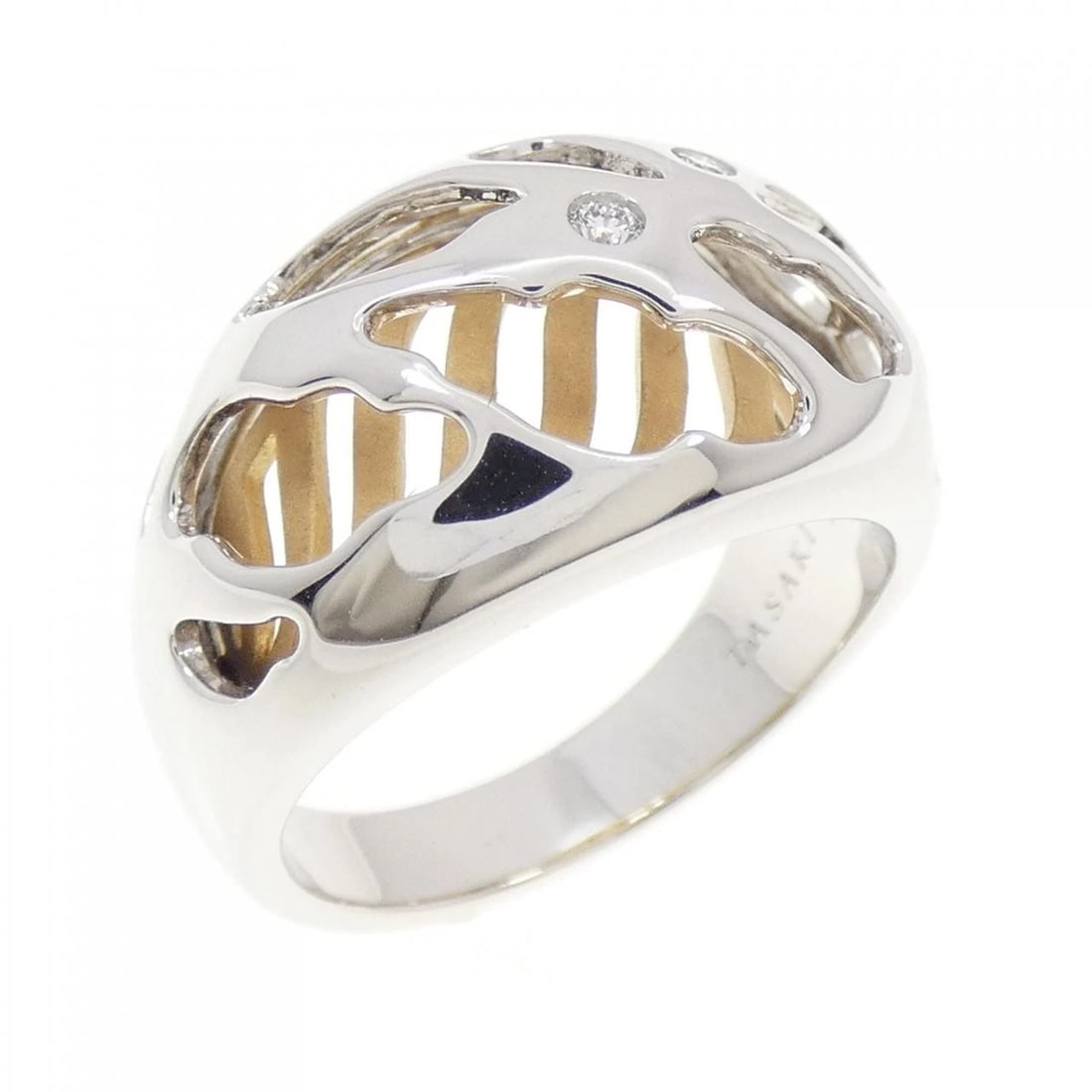 TASAKI DIAMOND RING: TASAKI Diamond Ring Brand: TASAKI Type: Ring Material: 750 White Gold 750 Yellow Gold Main Stone/Creation Natural Color: White Gold Yellow Gold Size: 6.5 (US size) Accessories: None