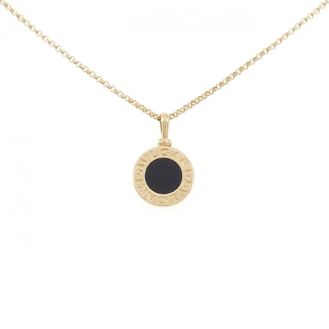 BVLGARI NECKLACE: Bvlgari Necklace Brand: BVLGARI Type: Necklace Material: 750 Yellow Gold Main Stone/Creation Onyx Color: Yellow Gold Size: 42 45cm Accessories: None Accessories Notice: When purchasing