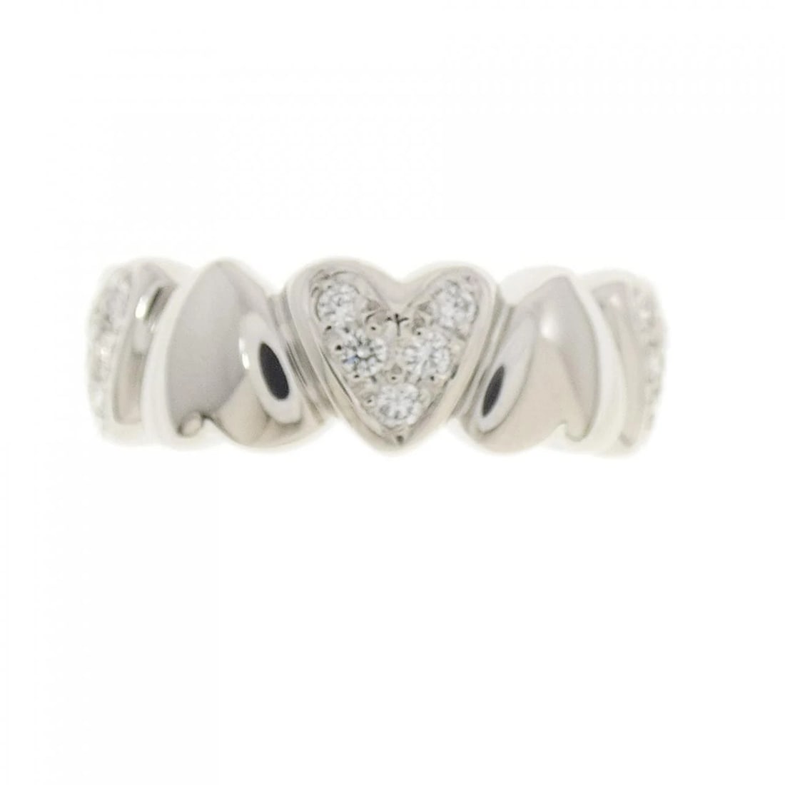 MIKIMOTO HEART DIAMOND RING: MIKIMOTO Heart Diamond Ring Brand: MIKIMOTO Type: Ring Material: Platinum 950 Main Stone/Creation Natural Color: Platinum Size: 5 (US size) Accessories: None Accessories Notice: When
