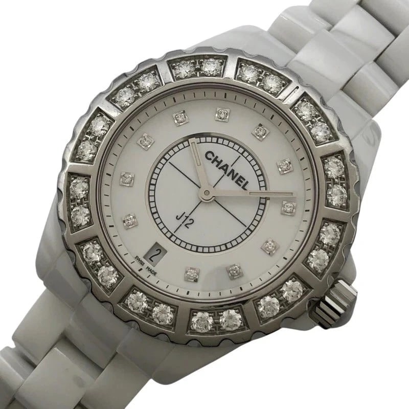 CHANEL J12 CERAMIC WATCH: Chanel J12 Ceramic Brand: CHANEL Type: Wrist watch Material: ceramic Color: Dial White Size: [ Case size ] 38mm [ Arm circumference size ] 14cm Accessories: None Accessories Notice: When p
