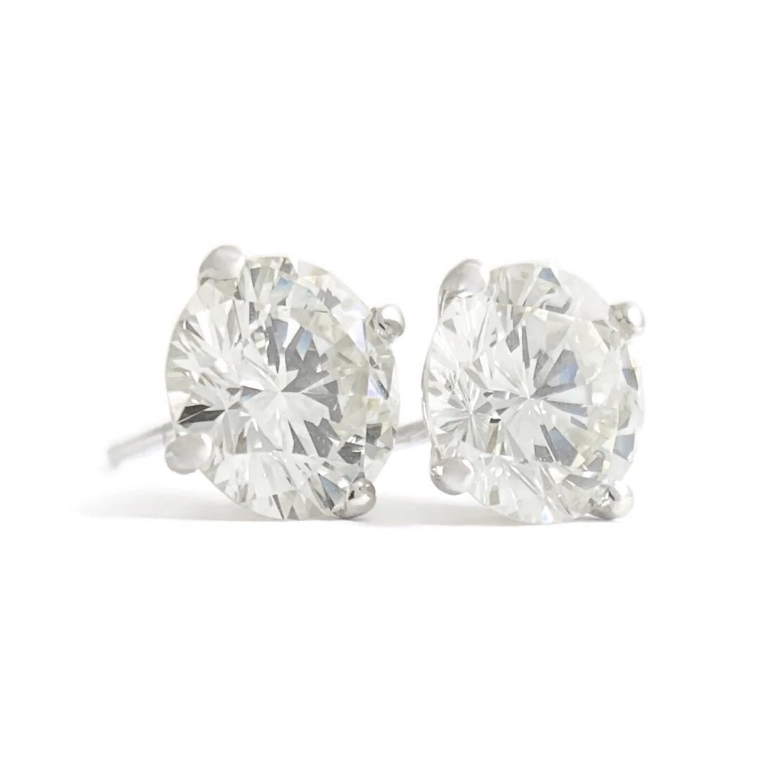 ROUND DIAMOND STUD EARRINGS 14K WHITE GOLD (1 of 3)