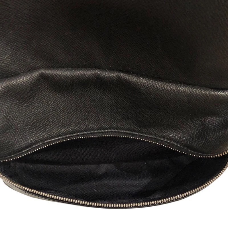 LOUIS VUITTON DISCOVERY BACKPACK - 8