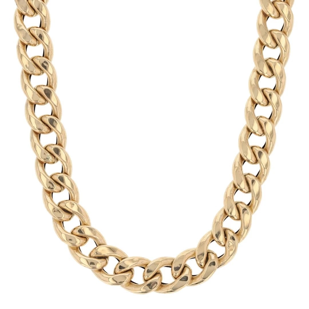 HOLLOW CURB LINK CHAIN NECKLACE 18K YELLOW GOLD: Hollow Curb Link Chain Necklace 18k Yellow Gold Brand: Unbranded Type: Necklace Material: 18k Yellow Gold Color: None Size: Necklace Measurement: 28" Length / 9mm Accessories: None
