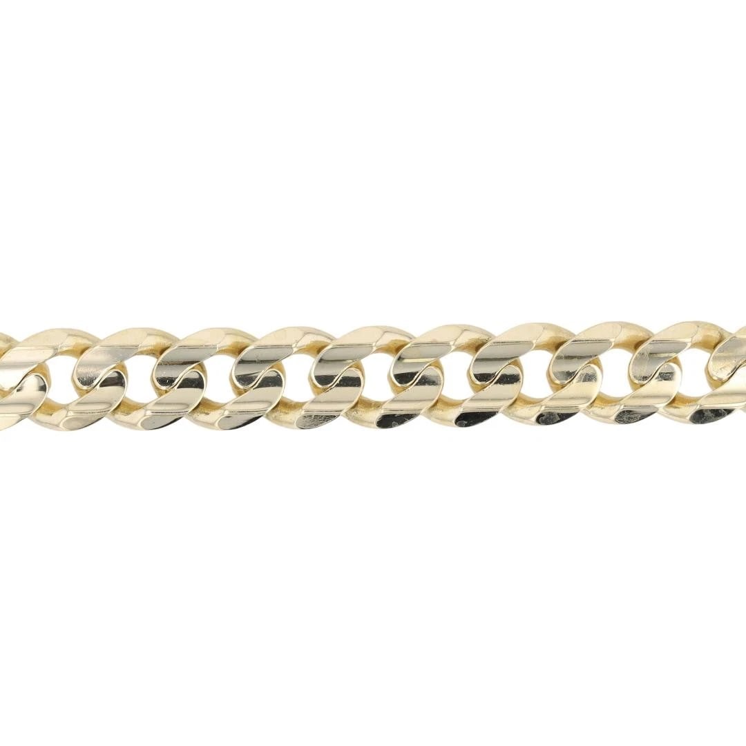 CURB LINK CHAIN BRACELET 14K YELLOW GOLD: Curb Link Chain Bracelet 14k Yellow Gold Brand: Unbranded Type: Bracelet Material: 14k Yellow Gold Color: None Size: Bracelet Measurement: 8.5" Length / 10mm Accessories: None Accessories