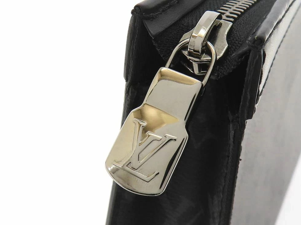 LOUIS VUITTON MONOGRAM ECLIPSE REVERSE CLUTCH BAG - 6