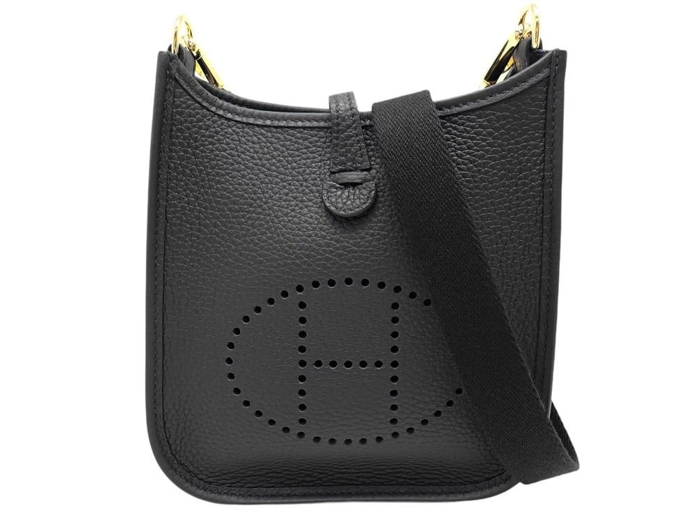 HERMES BLACK GHW W STAMP EVELYNE TPM AMAZONE SHOULDER BAG: Hermes Black GHW W Stamp Evelyne TPM Amazone Shoulder Bag Brand: Hermes Type/Style: Handbag Material: Taurillon Clemence Black/GoldHardware Color: None Size: W 17.5 × H 18 × G 5cm / Strap: