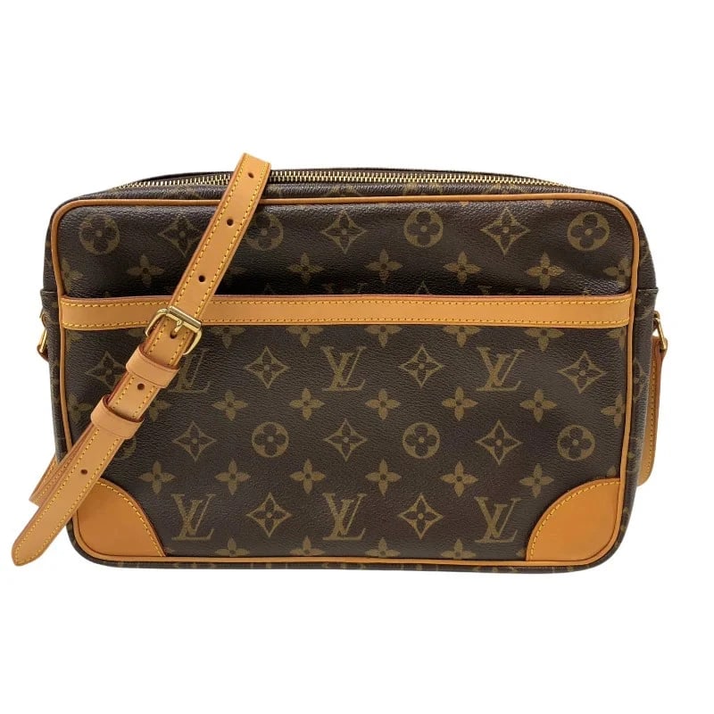 LOUIS VUITTON TROCADERO 30 MONOGRAM CANVAS SHOULDER BAG: LOUIS VUITTON Trocadero 30 Monogram Canvas Shoulder Bag Brand: LOUIS VUITTON Type/Style: Handbag Material: Monogram Canvas Color: Monogram Size: W: 30cm / H: 20cm / D: 8cm / Shoulder: 114-132cm A
