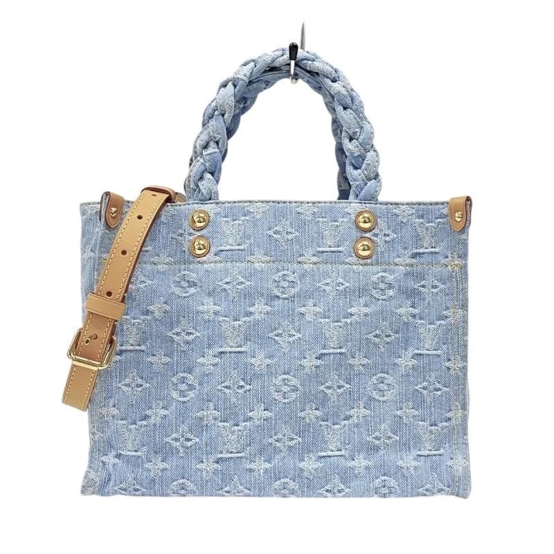LOUIS VUITTON LET'S GO BLUE MONOGRAM DENIM SHOULDER BAG: LOUIS VUITTON Let's Go Blue Monogram Denim Shoulder Bag Brand: LOUIS VUITTON Type/Style: Handbag Material: Monogram Denim Color: Blue/GD Hardware Size: W: 28cm / H: 22cm / D: 9cm / Shoulder: 125-1