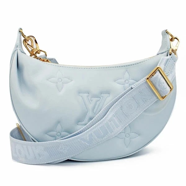 LOUIS VUITTON BUBBLEGRAM OVER THE MOON MONOGRAM SHOULDER BAG: Louis Vuitton Bubblegram Over the Moon Monogram Shoulder Bag Brand: Louis Vuitton Type/Style: Handbag Material: Calf Color: Blue Size: W:27cm × H:16cm × D:7cm / Shoulder length: 83-116cm 