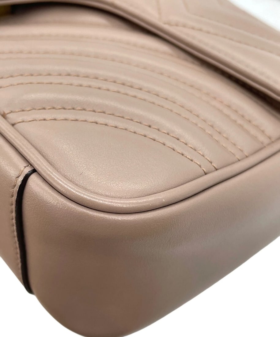 GUCCI MEDIUM SHOULDER BAG - 9