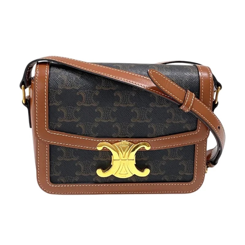 CELINE TEEN TRIOMPHE BAG TAN TRIOMPHE CANVAS SHOULDER BAG: CELINE Teen Triomphe Bag Tan Triomphe Canvas Shoulder Bag Brand: CELINE Type/Style: Handbag Material: Triomphe Canvas Color: Tan Size: W: 18.5cm / H: 14cm / D: 5.5cm / Shoulder: 82-108cm Accessor