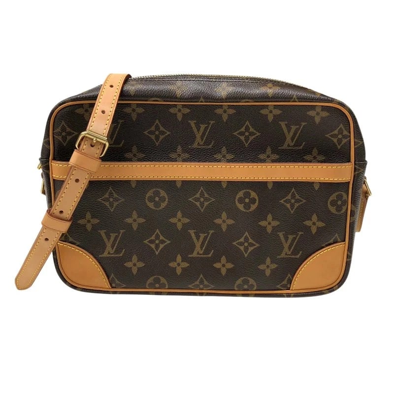 LOUIS VUITTON TROCADERO 27 BROWN MONOGRAM CANVAS SHOULDER BAG: LOUIS VUITTON Trocadero 27 Brown Monogram Canvas Shoulder Bag Brand: LOUIS VUITTON Type/Style: Handbag Material: Monogram Canvas Color: Brown Size: W: 27cm / H: 18cm / D: 6.5cm / Shoulder: