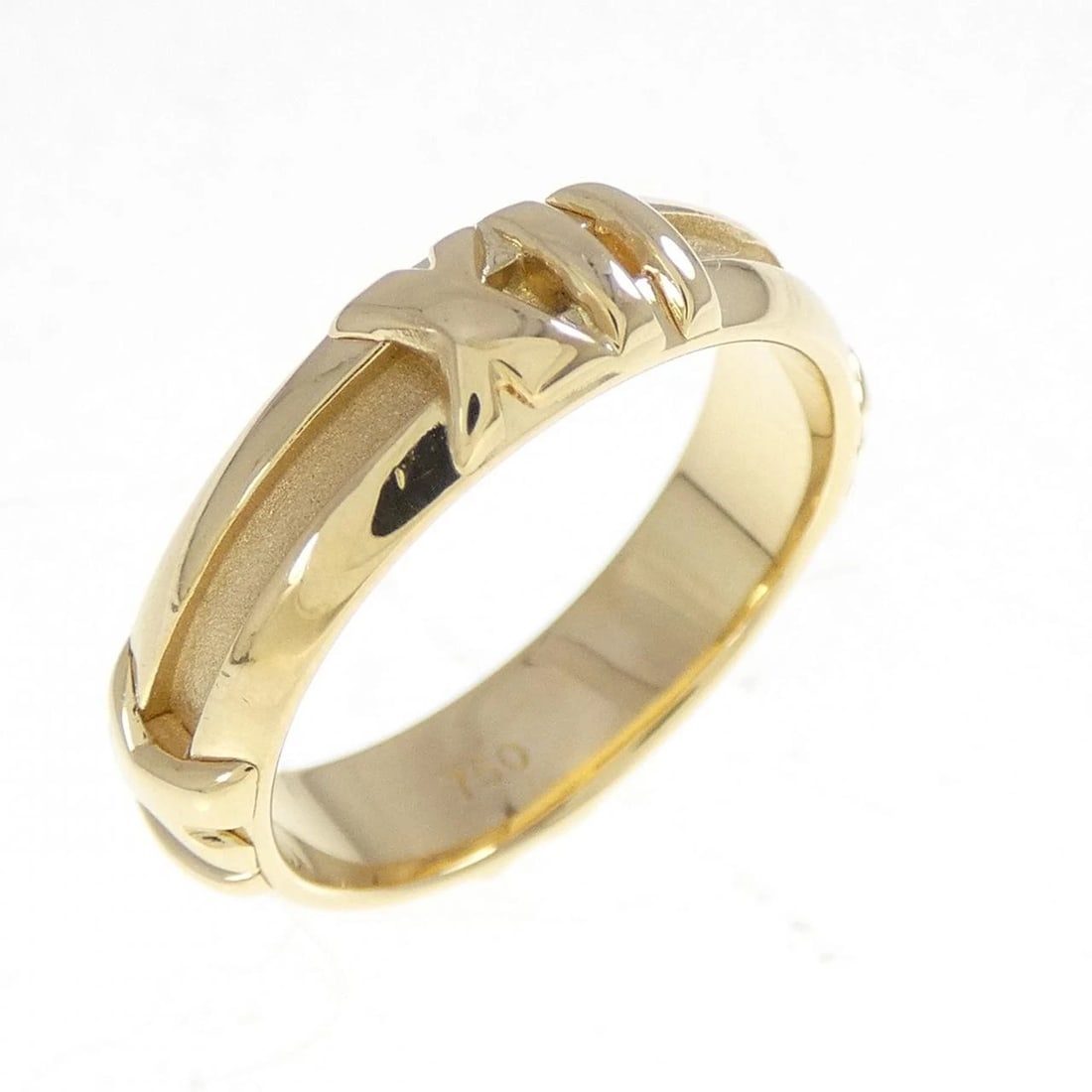 TIFFANY ATLAS NEW MERRICK RING: Tiffany Atlas New Merrick Ring Brand: Tiffany Type: Ring Material: 750 Yellow Gold Color: Yellow Gold Size: 4.5-5 (US size) Accessories: None Accessories Notice: When purchasing pre-owned