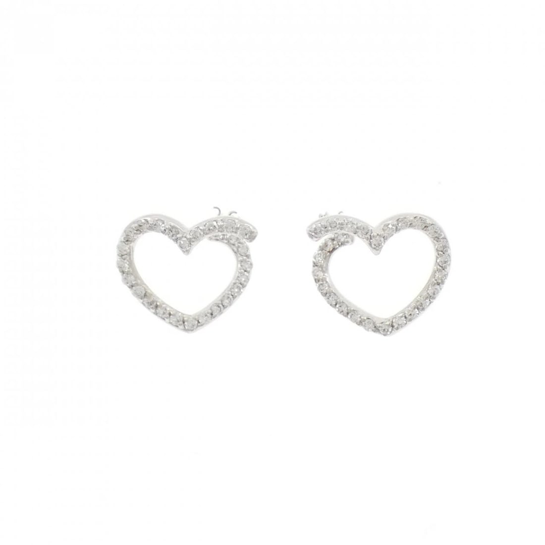 PONTE VECCHIO DIAMOND EARRINGS: Ponte Vecchio Diamond Earrings Brand: Ponte Vecchio Type: Earrings Material: K18 White Gold Main Stone/Creation Natural Color: White Gold Size: HxW: 13.4mmx13.8mm Accessories: None Accesso