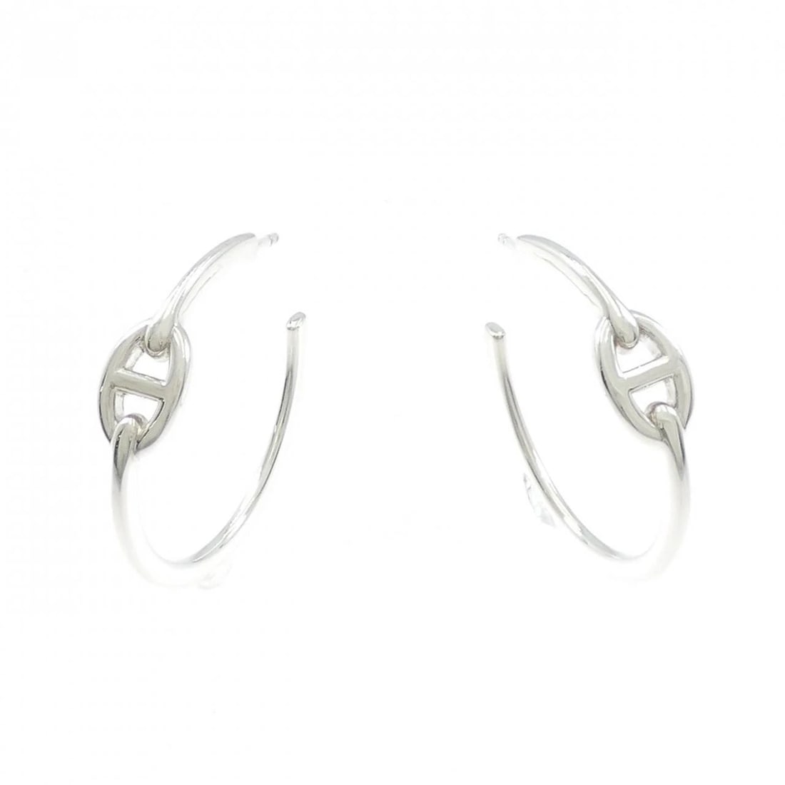 HERMES CHAINE D'ANCRE ANSCHNE SMALL EARRINGS: HERMES Chaine d'Ancre Anschne Small Earrings Brand: HERMES Type: Earrings Material: 925 Silver Color: Silver Size: ActualSize HxW: 31.0mmx7.5mm Accessories: None Accessories Notice: When p