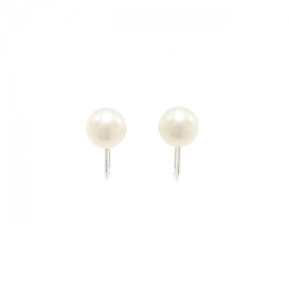 MIKIMOTO AKOYA PEARL EARRINGS: MIKIMOTO Akoya Pearl Earrings Brand: MIKIMOTO Type: Earrings Material: K18 White Gold Main Stone/Creation Akoya Pearl Color: White Gold Size: ActualSize Diameter: 8.5mm Accessories: None